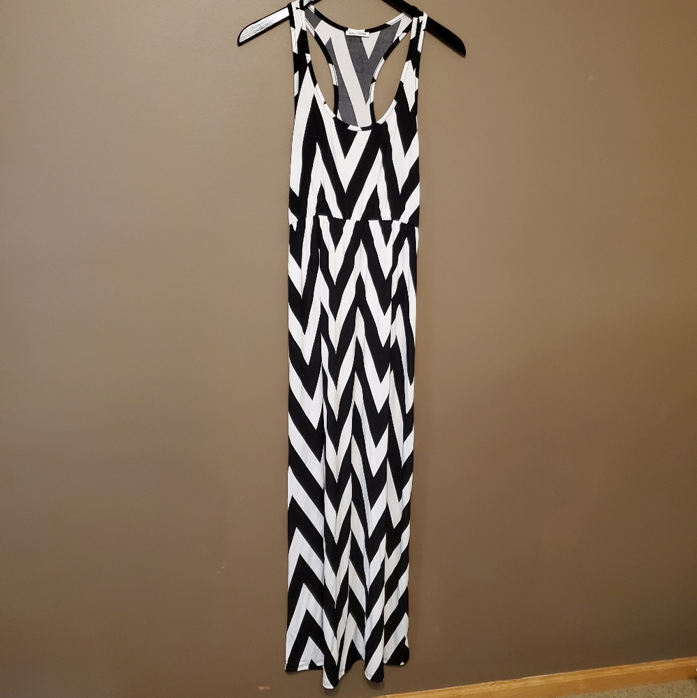 Black and white chevron pattern maxi dress